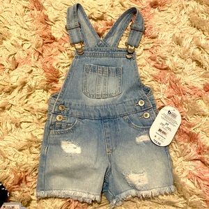 Toddler shorts overalls ⭐️NWT⭐️